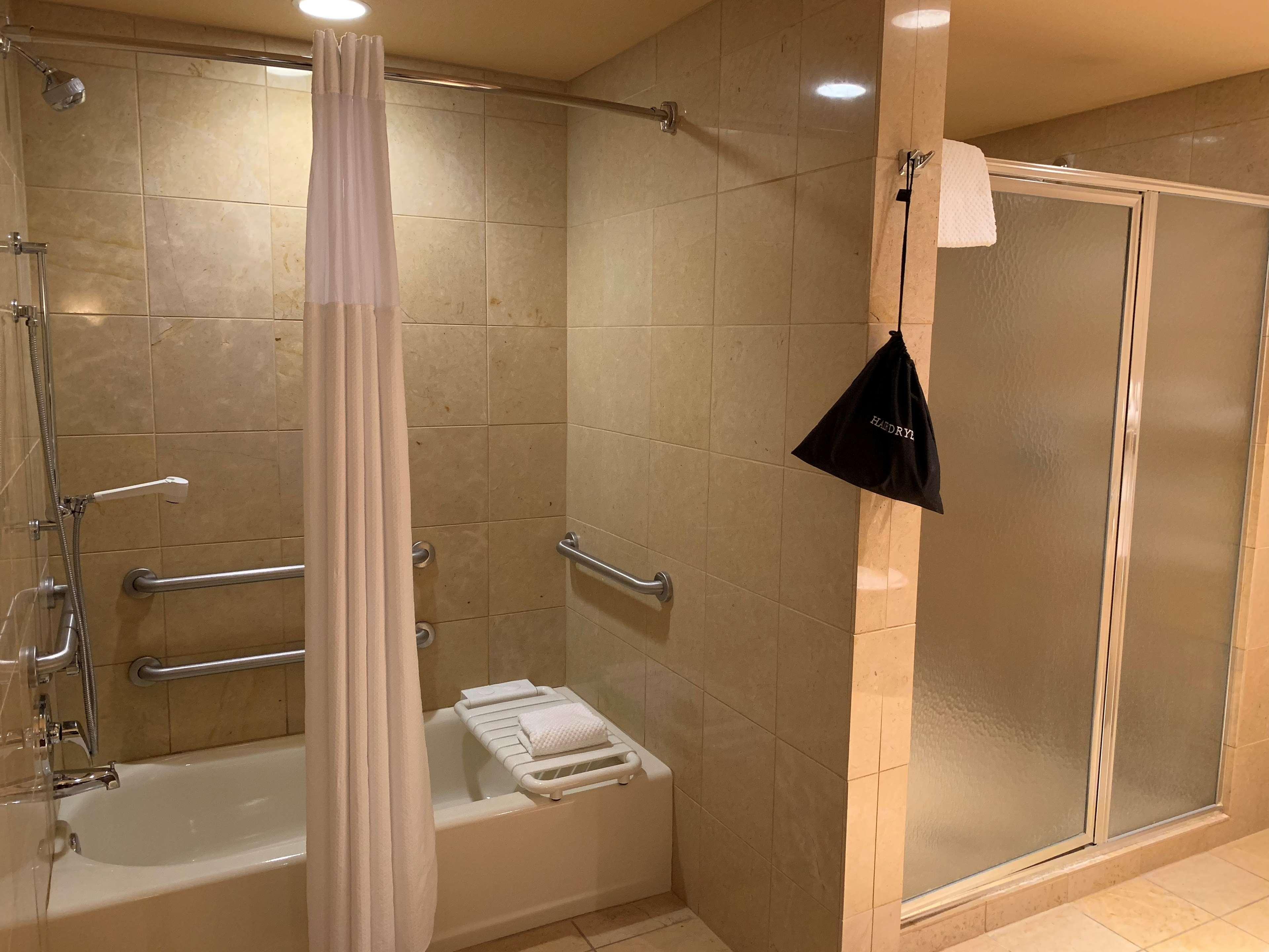 Embassy Suites East Peoria Hotel And Riverfront Conference Center Екстериор снимка
