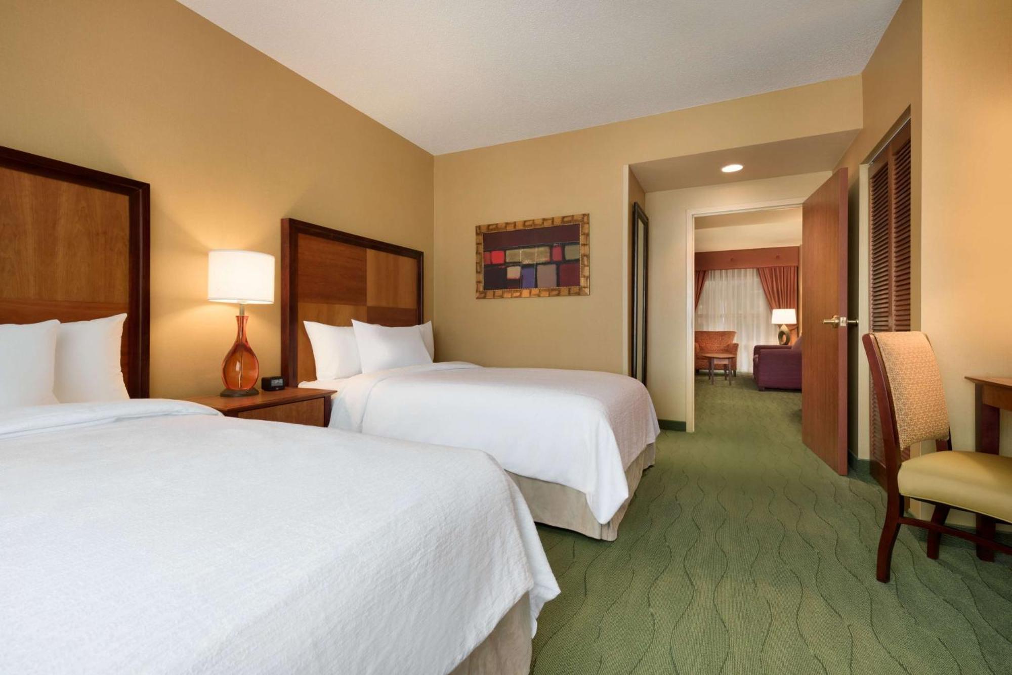Embassy Suites East Peoria Hotel And Riverfront Conference Center Екстериор снимка